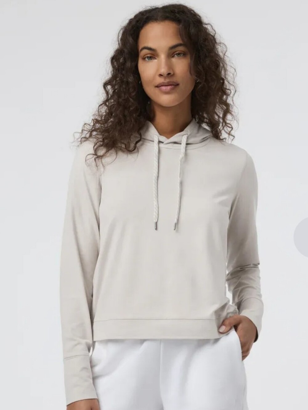 Vuori Halo Essential Hoodie In Ecru Heather